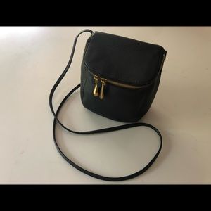Hobo crossbody/backpack convertible bag